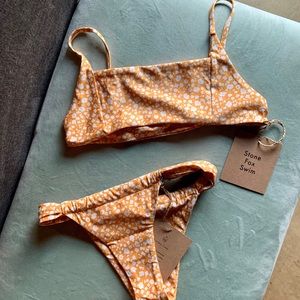 STONE FOX SWIM Mimosa Daisy 2 piece NWT!!